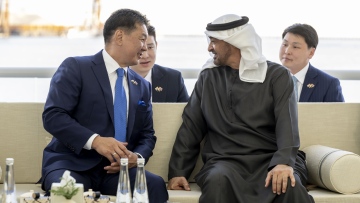 Photo: UAE President welcomes Mongolian counterpart, oversees exchange of key memoranda