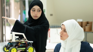 Photo: 61 teams from 14 universities compete to build highly intelligent robots in 2nd edition of Emirates Robotics Competition
