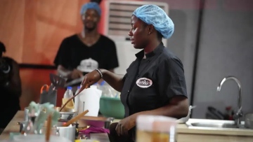 Photo: Nigerian chef cooks nonstop for 100 hours to set new global record
