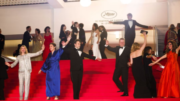 Photo: Italy's Nanni Moretti directs, stars in Cannes entry 'A Brighter Tomorrow'